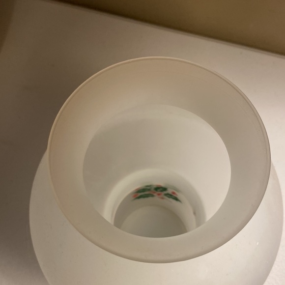 🎄🎄🎄 Holly and Frost Candlelamp - Picture 5 of 8